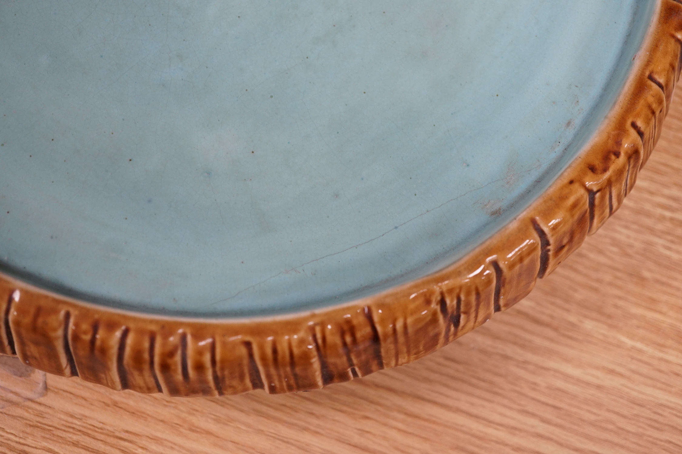 A George Jones majolica lily pond stilton dish and stand